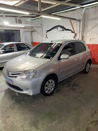 TOYOTA ETIOS 1.3 XS 16V FLEX 4P MANUAL